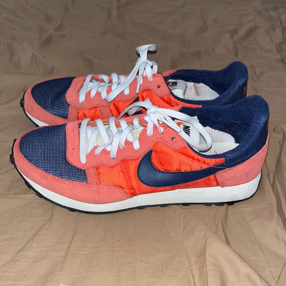 Nike challengers.